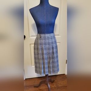 Plaid pleated skirt